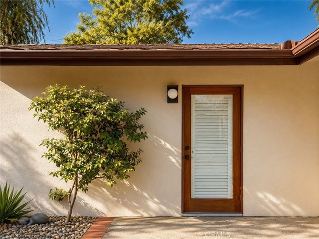 602 N Michillinda Avenue, Sierra Madre, CA 91024