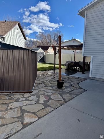 870 S SUNFLOWER DR, Ogden, UT 84404