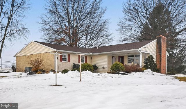 61 W ROSEBUD RD, Myerstown, PA 17067