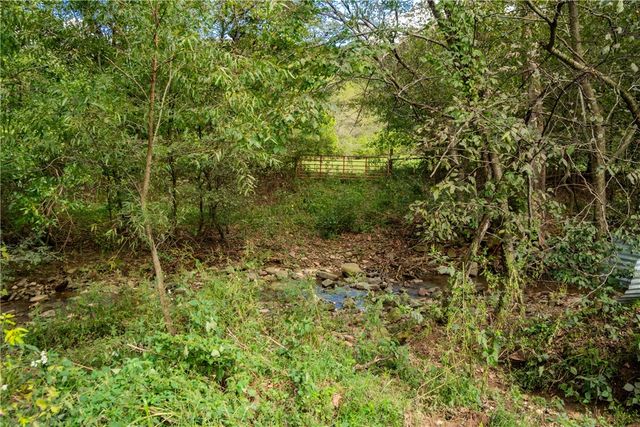 16380 N Cove Creek Road, Prairie Grove, AR 72753