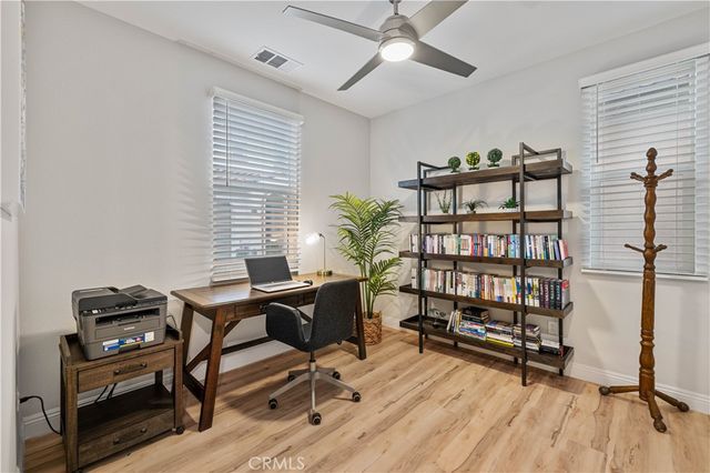 20608 Galloway, Saugus, CA 91350