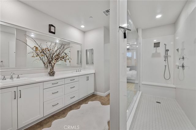 20608 Galloway, Saugus, CA 91350