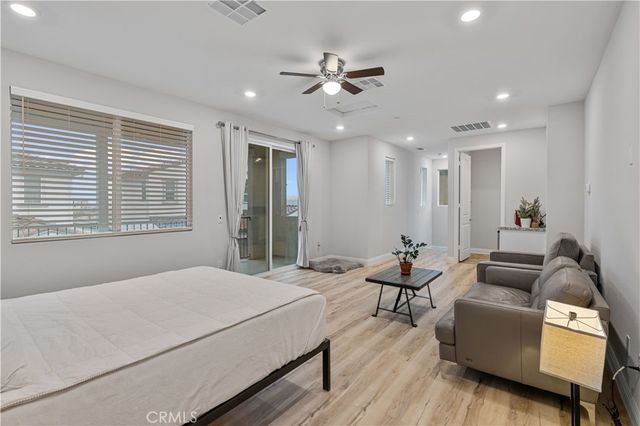 20608 Galloway, Saugus, CA 91350