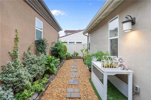 20608 Galloway, Saugus, CA 91350