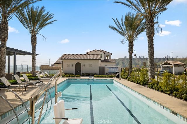 20608 Galloway, Saugus, CA 91350