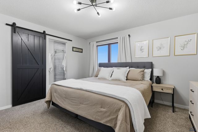 3031 SUNNY HILL CIR, Rapid City, SD 57702