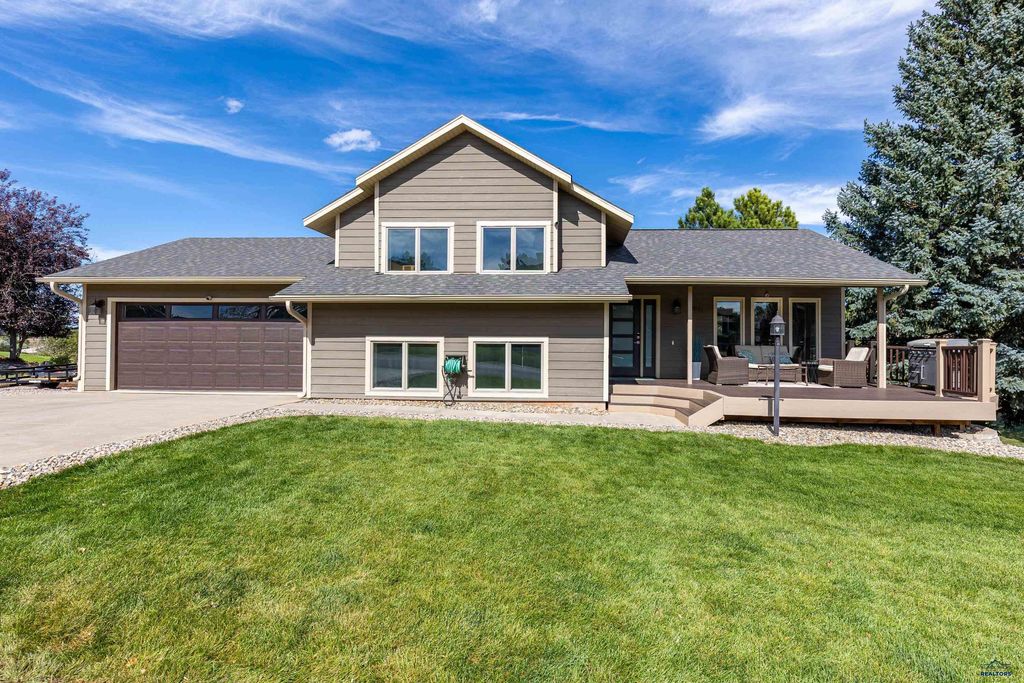 3031 SUNNY HILL CIR, Rapid City, SD 57702