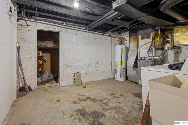 1444 S 16th Street, Omaha, NE 68108