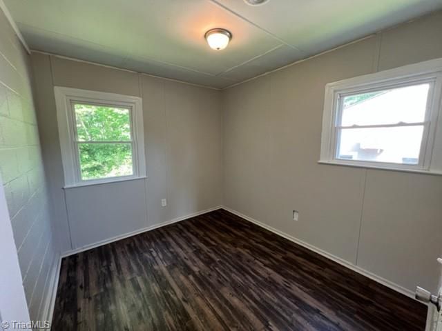 1215 Gatewood Avenue, Greensboro, NC 27405