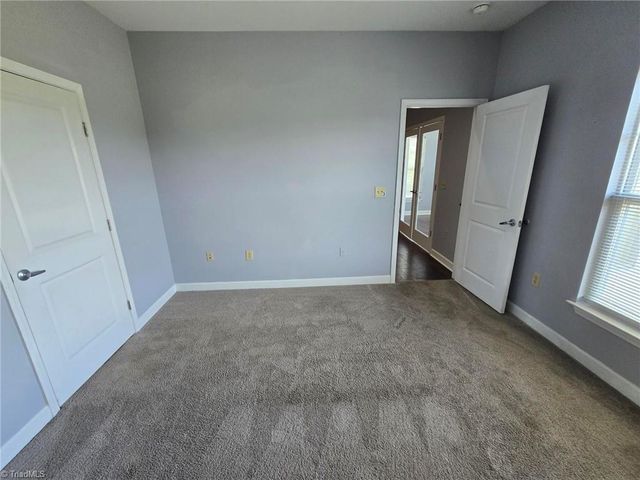 302 campus walk Trail 300, Elon, NC 27244