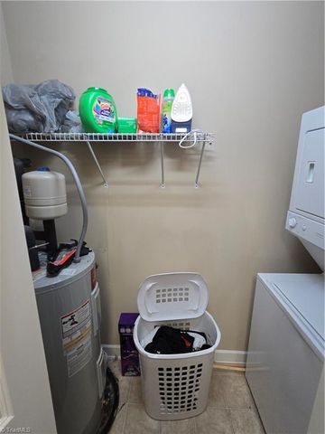 302 campus walk Trail 300, Elon, NC 27244