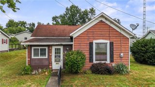 286 E Robinson Street, Shreve, OH 44676