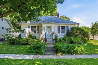 228 Anderson Boulevard, Geneva, IL 60134