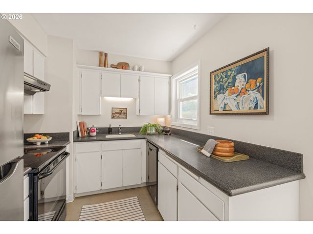 2919 Se 76TH Ave, Portland, OR 97206