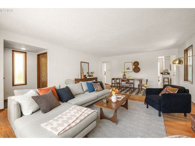 2919 Se 76TH Ave, Portland, OR 97206