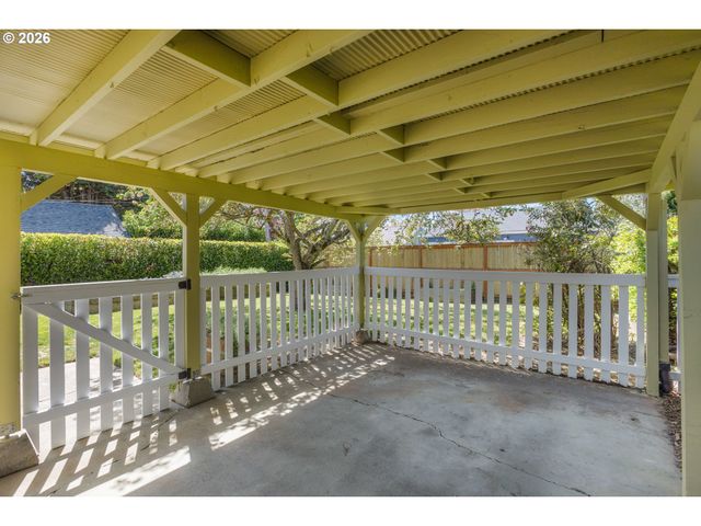 2919 Se 76TH Ave, Portland, OR 97206