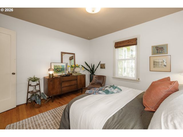 2919 Se 76TH Ave, Portland, OR 97206
