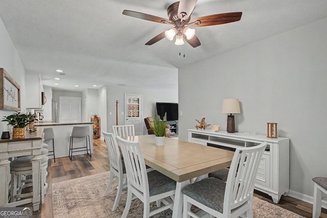 27 Lynhaven Drive, Newnan, GA 30263