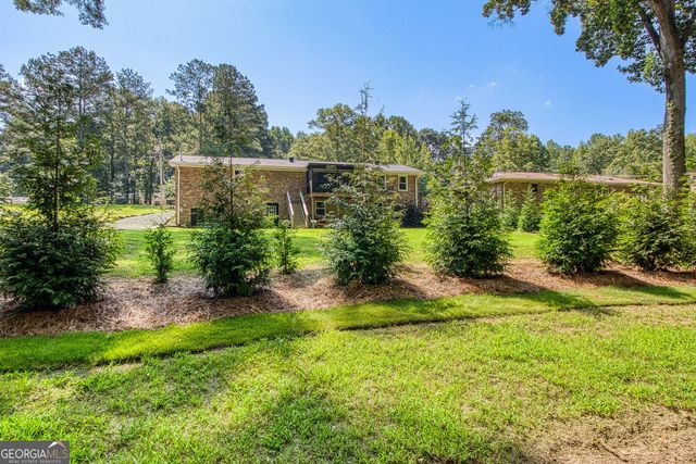 27 Lynhaven Drive, Newnan, GA 30263