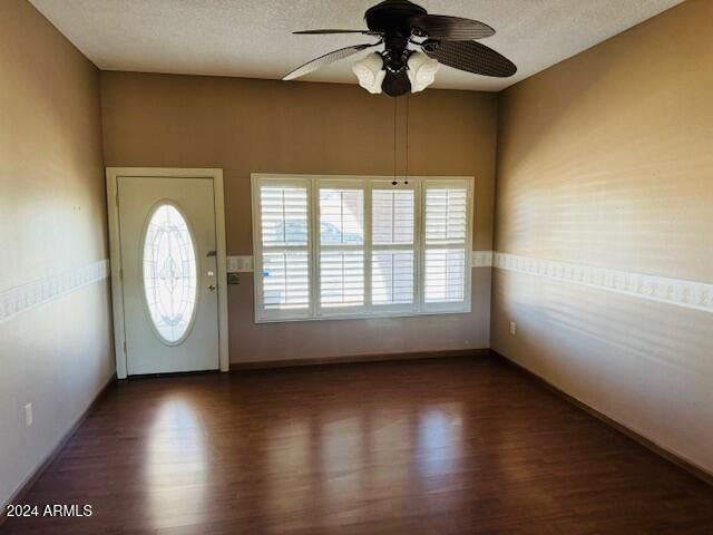 10202 W EDGEWOOD Drive, Sun City, AZ 85351