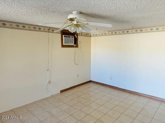 10202 W EDGEWOOD Drive, Sun City, AZ 85351