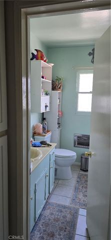 8106 Bevis Avenue, Panorama City (los Angeles), CA 91402