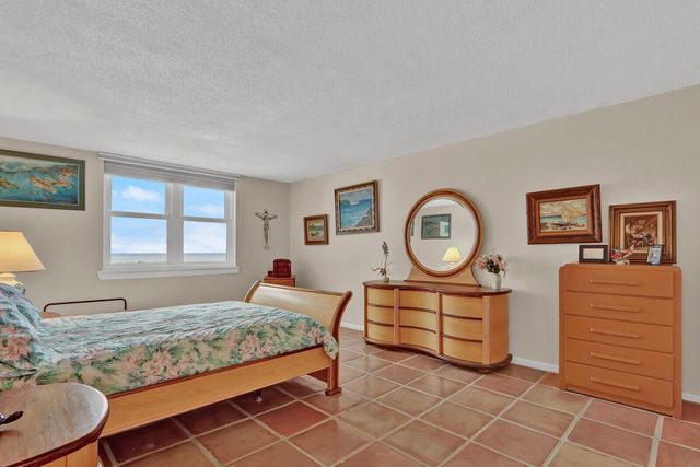 3450 S Ocean Boulevard 316, Palm Beach, FL 33480