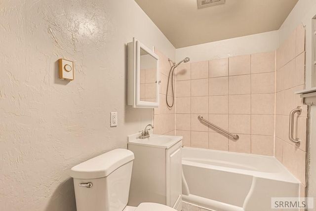 522 Gladstone Street, Idaho Falls, ID 83401