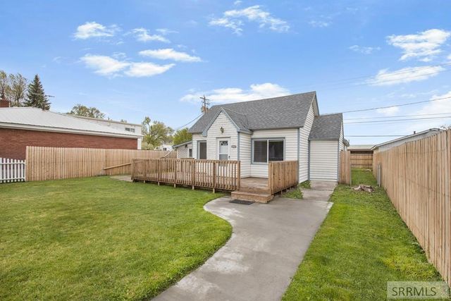 522 Gladstone Street, Idaho Falls, ID 83401