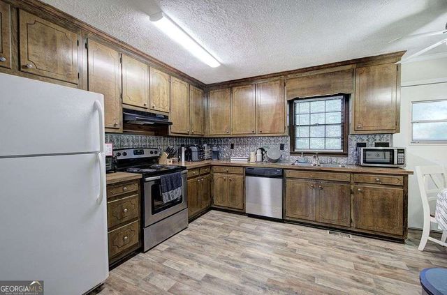409 Stonewall Street, Cartersville, GA 30120