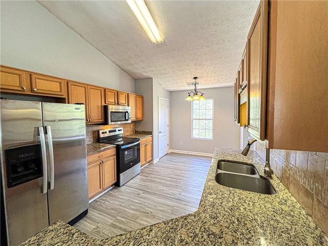 8504 Browns Mill Trace, Lithonia, GA 30038