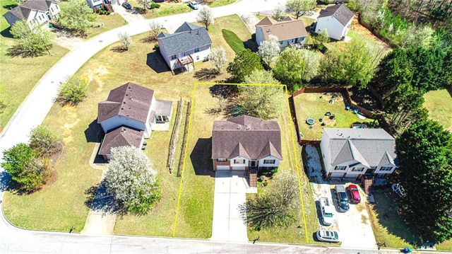 8504 Browns Mill Trace, Lithonia, GA 30038
