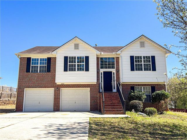 8504 Browns Mill Trace, Lithonia, GA 30038