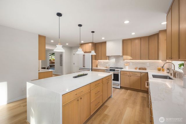 14529 SE 232nd Street, Kent, WA 98042