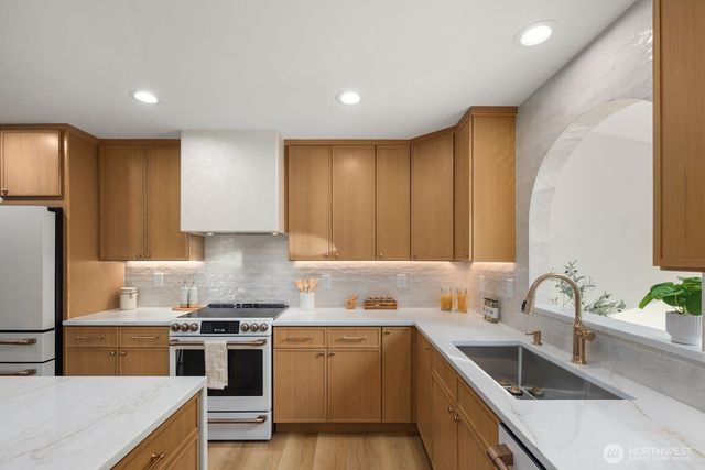 14529 SE 232nd Street, Kent, WA 98042