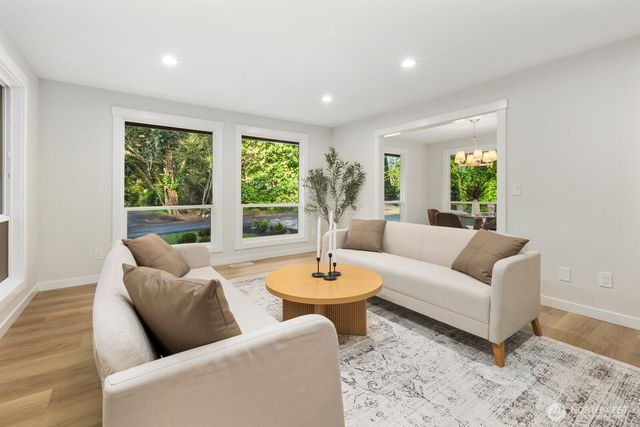 14529 SE 232nd Street, Kent, WA 98042