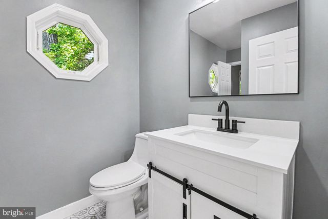 1120 SPAIN DR, Stafford, VA 22554