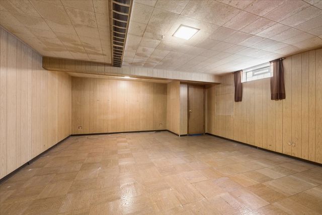 307 N Patton Avenue, Arlington Heights, IL 60005