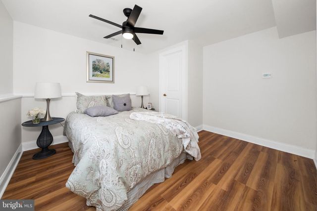 12 DUNSINANE DR, New Castle, DE 19720