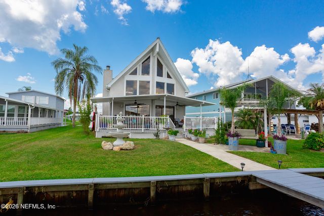 200 SPORTSMAN Drive, Welaka, FL 32193