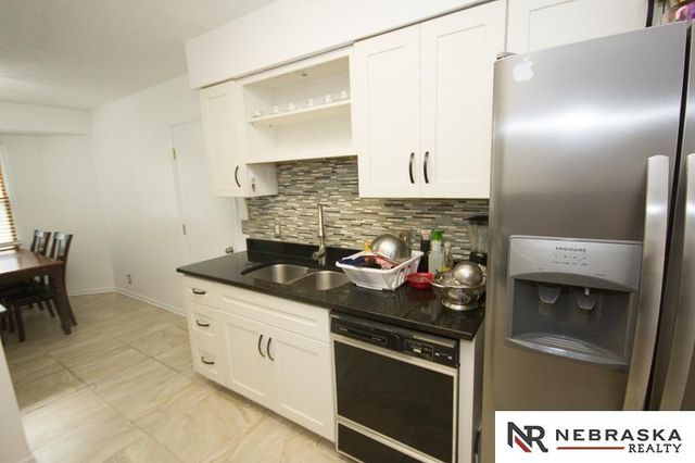 2808 NW 7th Street, Lincoln, NE 68521