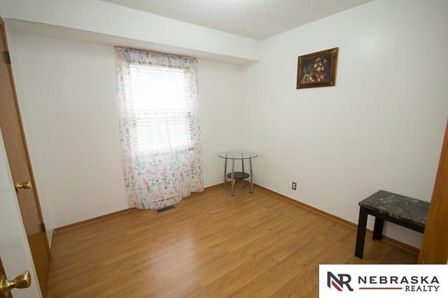 2808 NW 7th Street, Lincoln, NE 68521