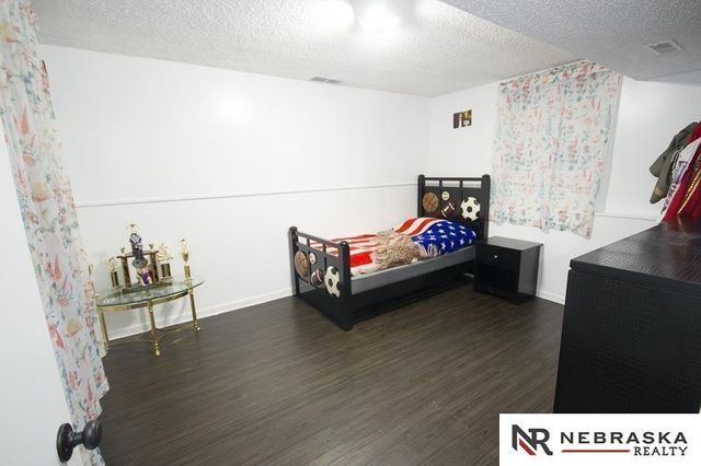 2808 NW 7th Street, Lincoln, NE 68521