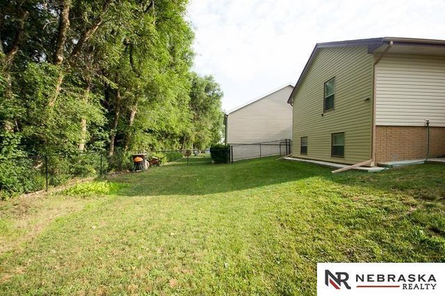 2808 NW 7th Street, Lincoln, NE 68521