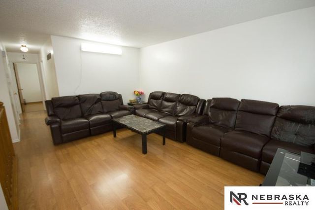 2808 NW 7th Street, Lincoln, NE 68521