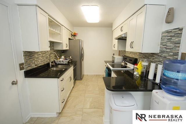 2808 NW 7th Street, Lincoln, NE 68521