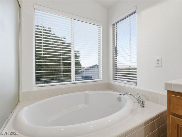 2402 Stansbury Court, Henderson, NV 89052