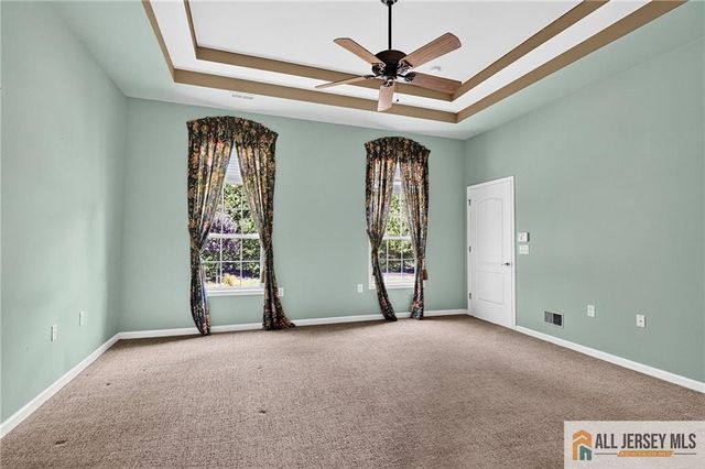 15 Monarch Road, Monroe, NJ 08831