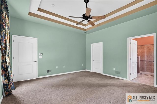 15 Monarch Road, Monroe, NJ 08831
