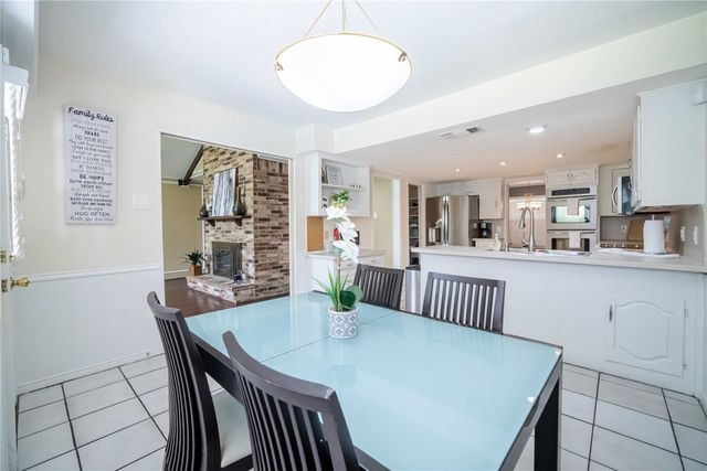 919 Green Hills Road, Duncanville, TX 75137